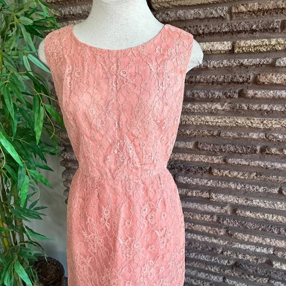 Vintage 60s Handmade Peach Lace Wiggle Cocktail Dress - Picture 3 of 5